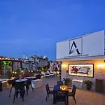 Hotel Amira